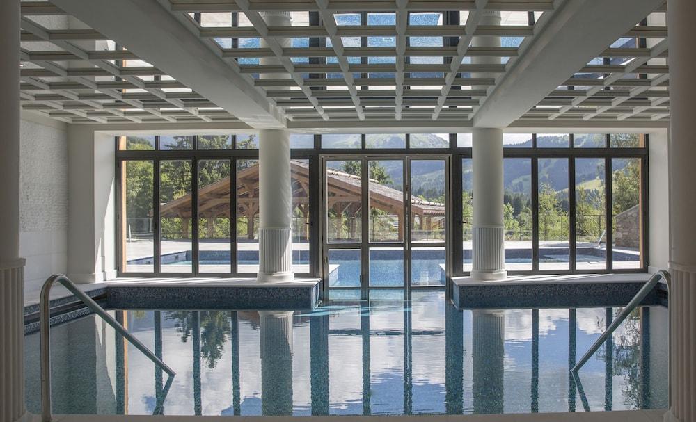Four Seasons Hotel Megève Extérieur photo